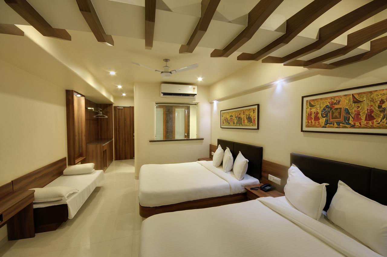 Shreeji Vatika Surat Exterior photo