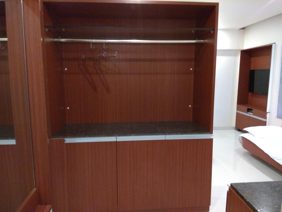 Shreeji Vatika Surat Exterior photo
